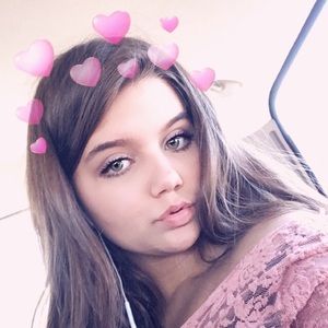 Meet your Posher, Savannah